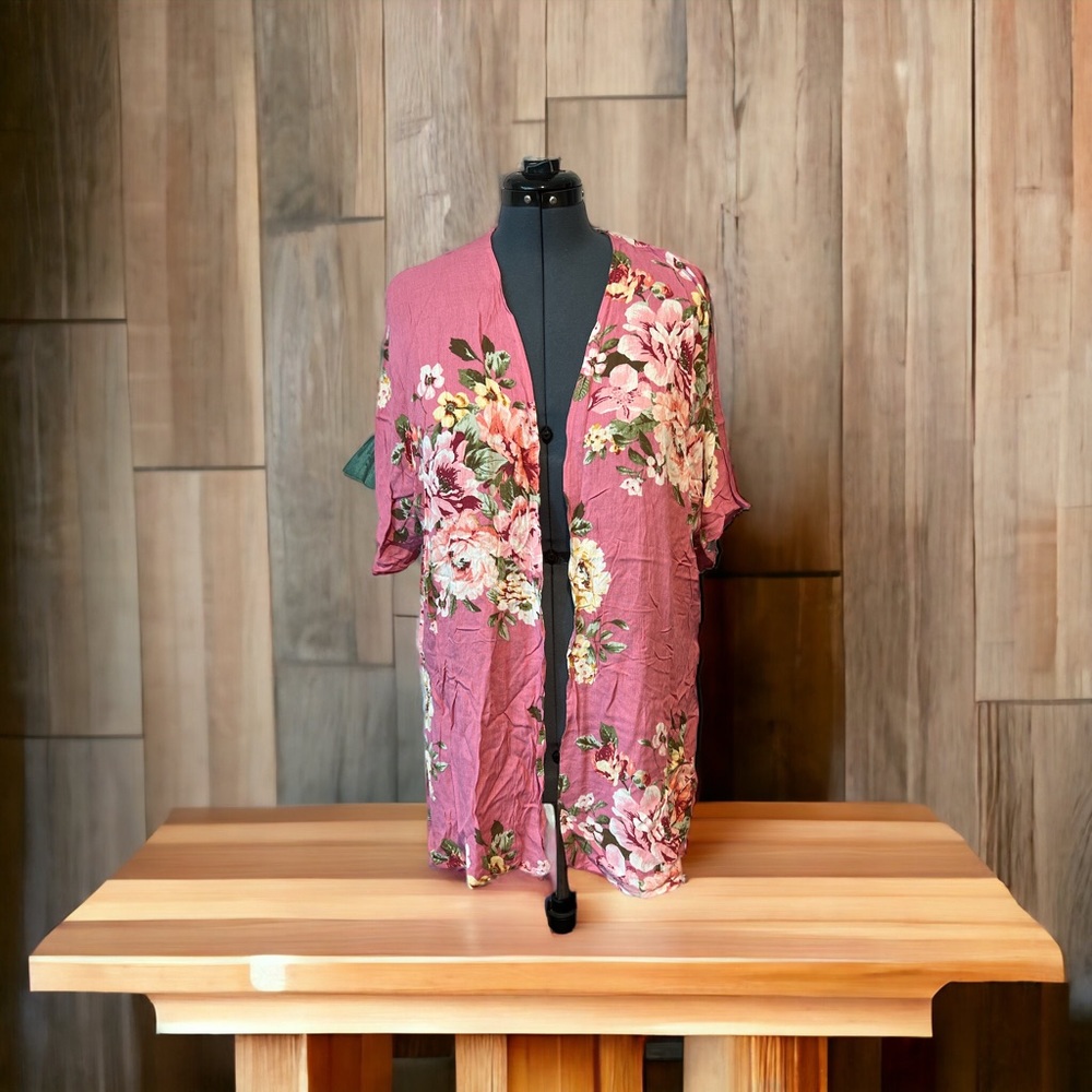 EUC pink floral kimono